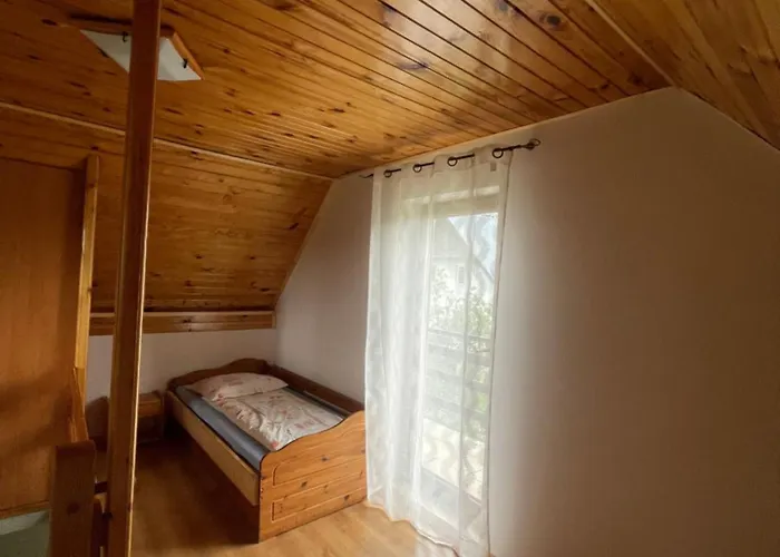 U Dudkow- Balia I Apiterapia *